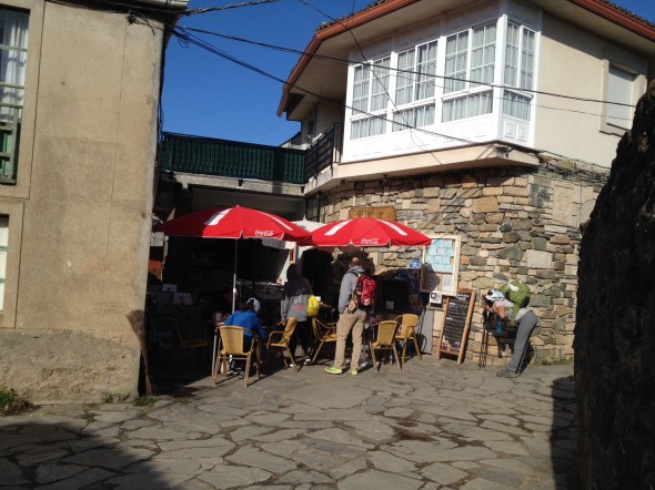 A shot of a very typcial Camino outdoor cafe or rest/snack stop in the smaller towns that we walk through. One can find options for food, drinks and a place to rest usually about every 2-8k. There definitely are longer stretches without, but much of the Camino is well-stocked with people wanting (and needing) to make a living off all the foot traffic.